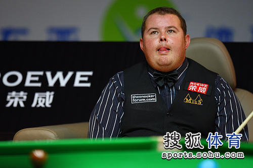 爱德华兹在 爱德华兹在