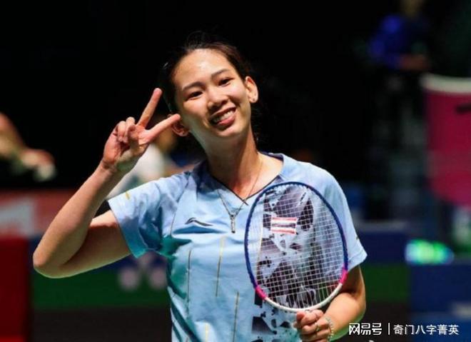 也能借队友 也能借队友